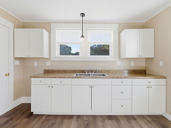 5th image of 7604 252nd Hwy