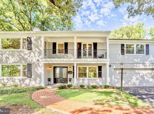7406 Admiral Dr, Alexandria, VA 22307