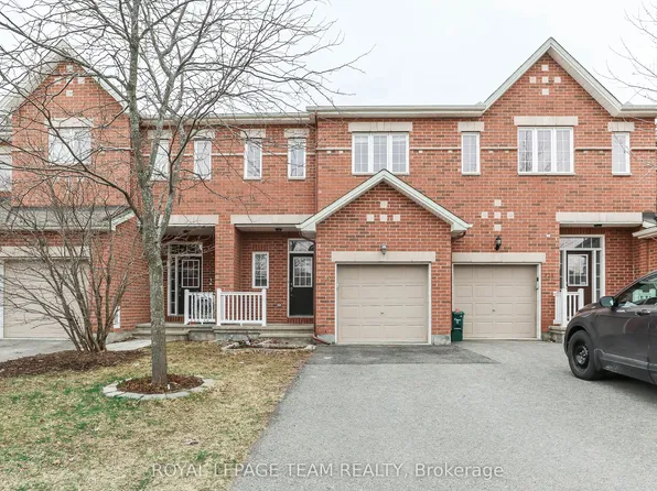 119 Bridgestone Dr, Ottawa, ON K2M 0A4