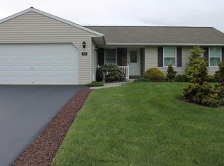 136 Sweetwater Ln #L-0413, Newmanstown, PA 17073