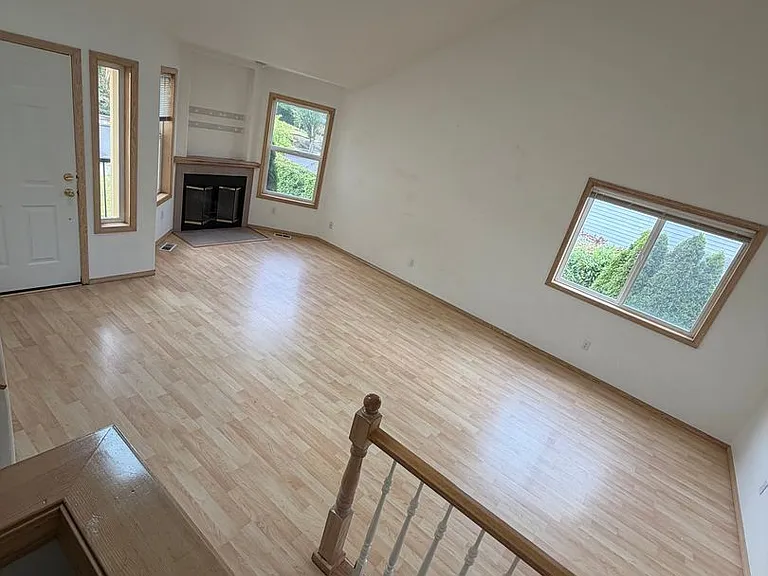 11320 SW Clifford St — Photo 4