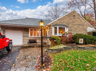 16-38 Elliott Ter, Fair Lawn, NJ 07410