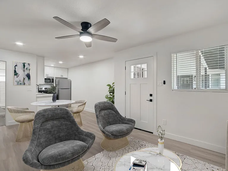 113 W Broadway Rd #2 — Photo 10