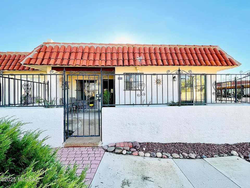5968 E Sun County Blvd