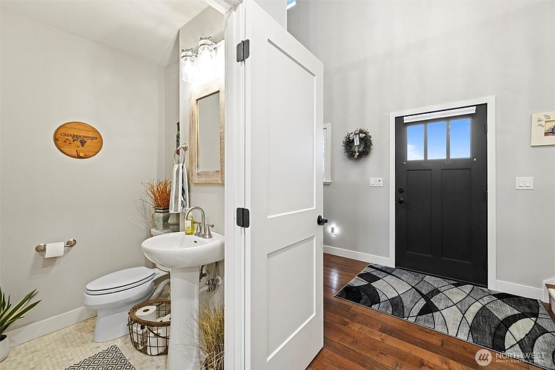 5th image of 125 Ponderosa Court