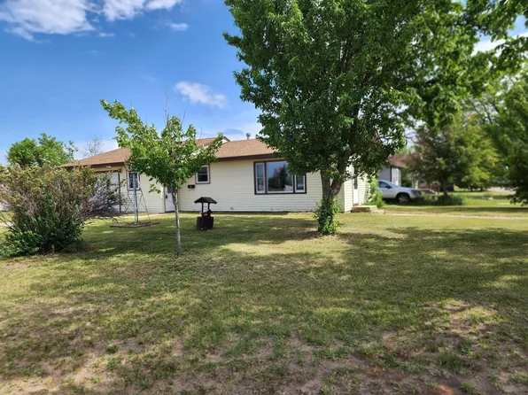 503 4th St NW, Wadena, MN 56482