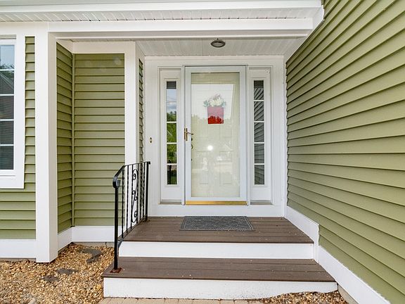3rd image of 152 Straw Hill Road
