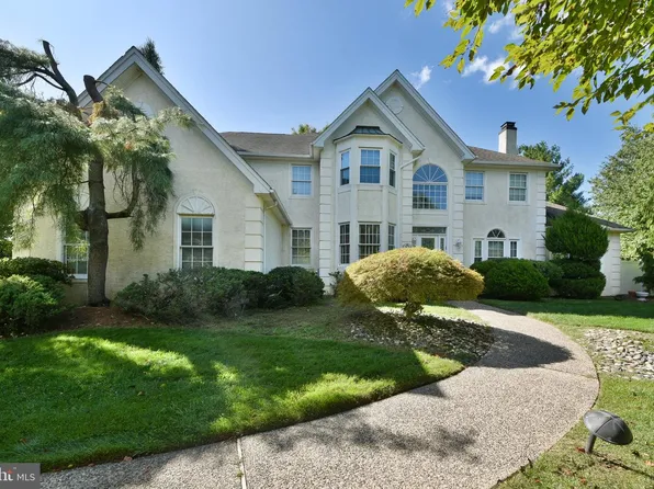 47 Loretta Cir, Richboro, PA 18954