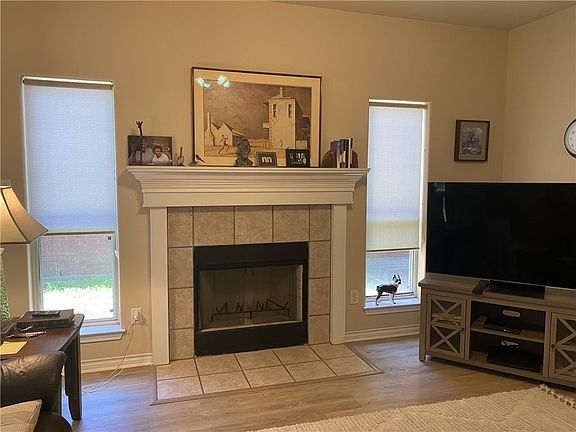 2nd image of 7205 Mansions Dr Unit V3