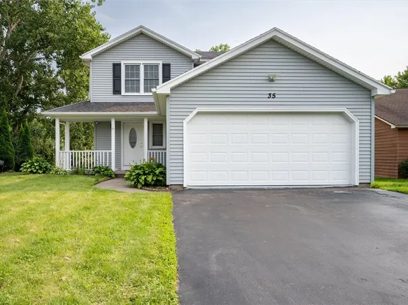 35 Fieldstone Ln, West Henrietta, NY 14586