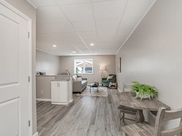 2465 N High St, Columbus, OH