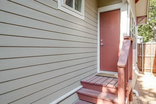 839 Woodlawn Ave — Photo 20