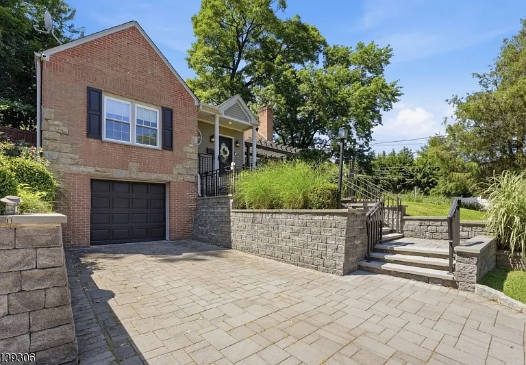1 Carter Rd — Photo 4