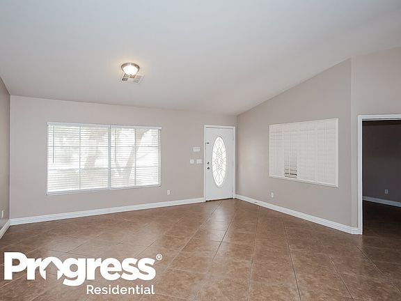 4th image of 10832 Spruce Bough St