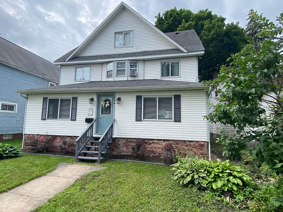 1st image of 806 E Spruce St