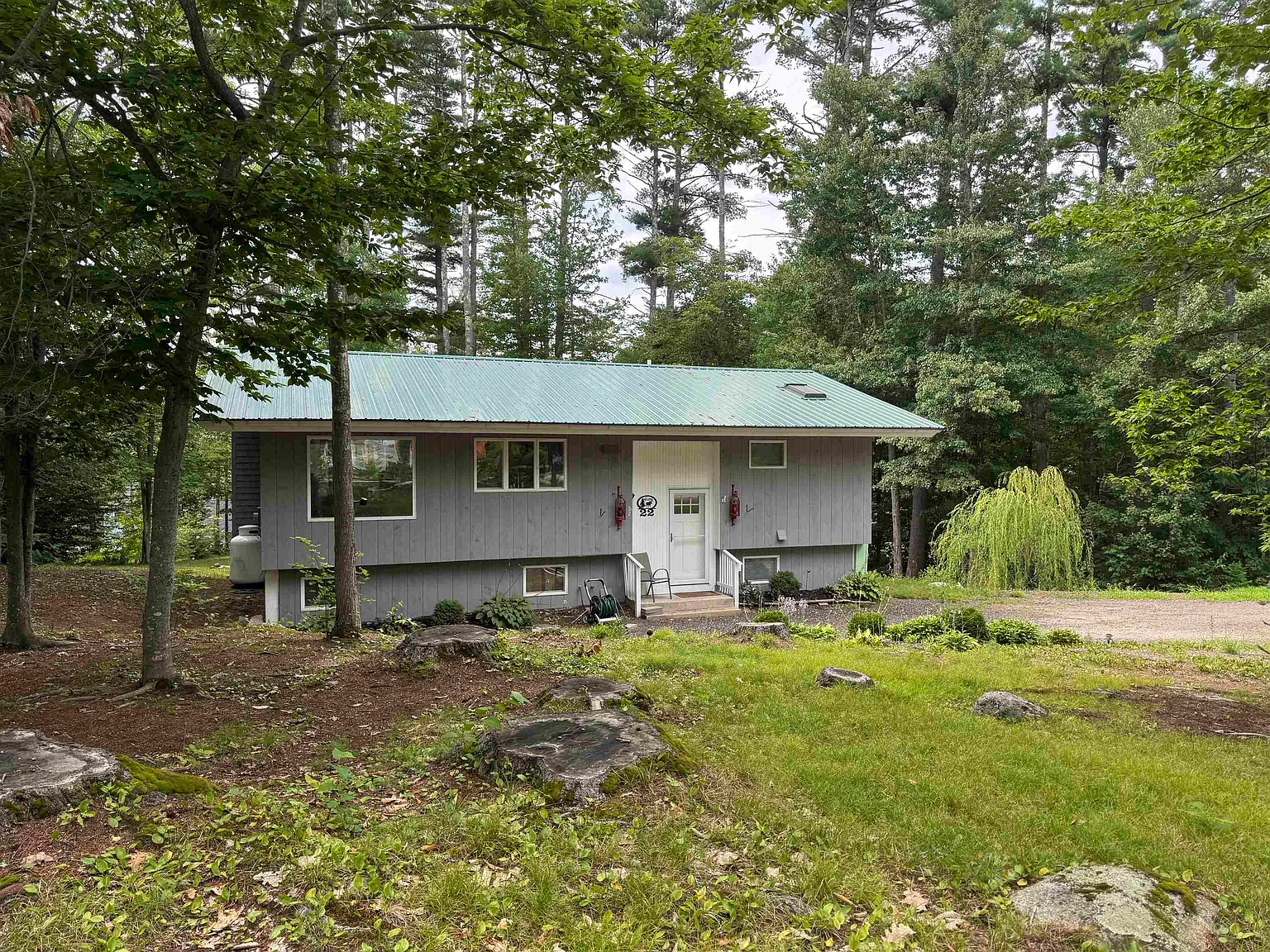 3 bed, 2.0 bath, 2000 sqft, $2,400 — Photo 2