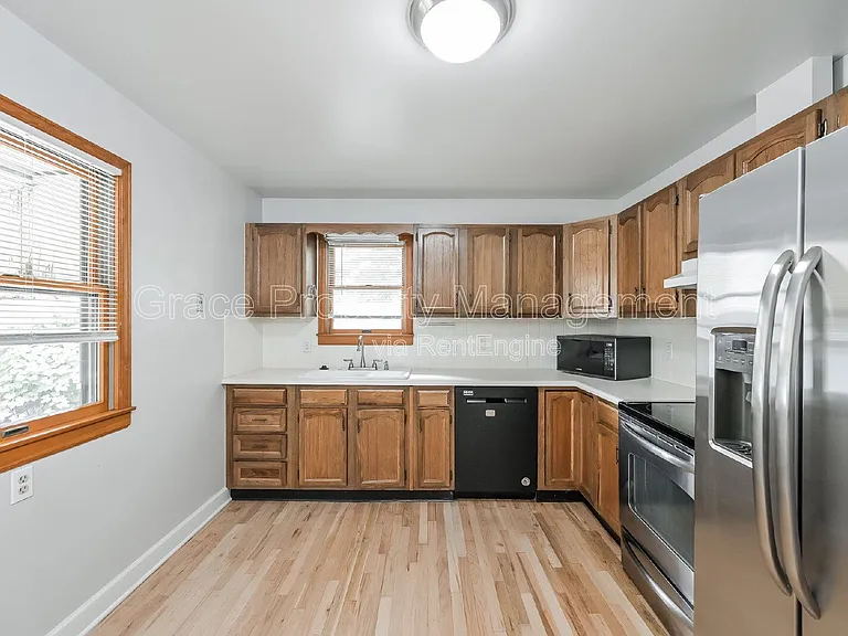 2610 S Gaylord St — Photo 5