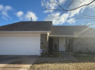 1712 Haven Dr, Midwest City, OK 73130