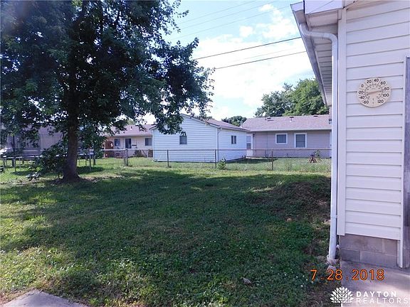 2nd image of 978 Omard Dr
