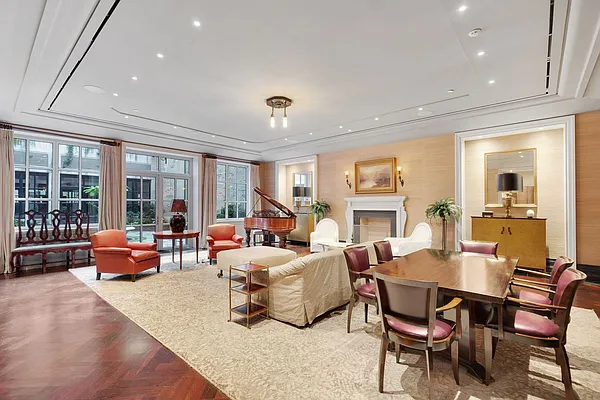 Sold by Compass | media 37