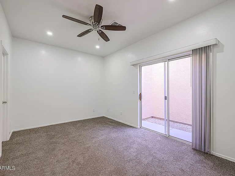 8940 W Olive Ave #70 — Photo 22