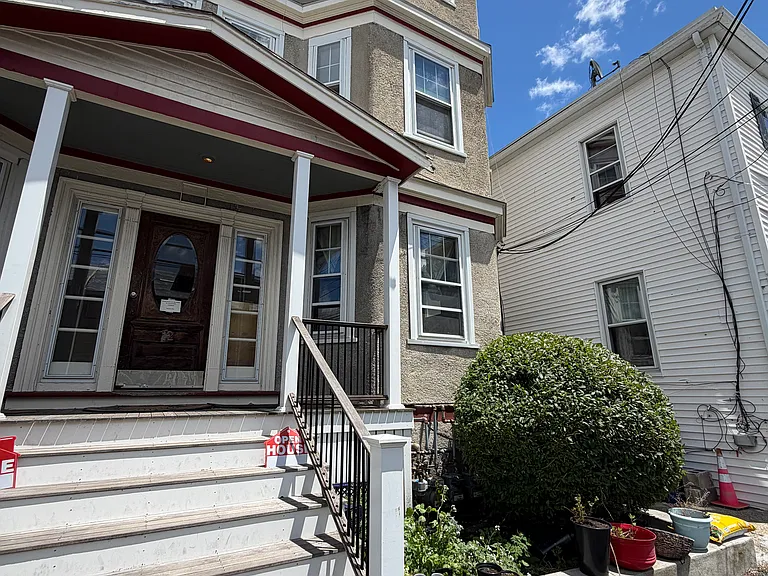 12 Dolphin Ave #2 — Photo 3