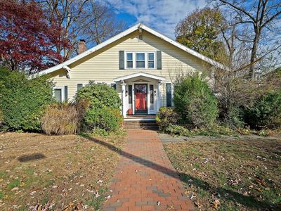 11 Gordon Rd, Needham, MA, 02492