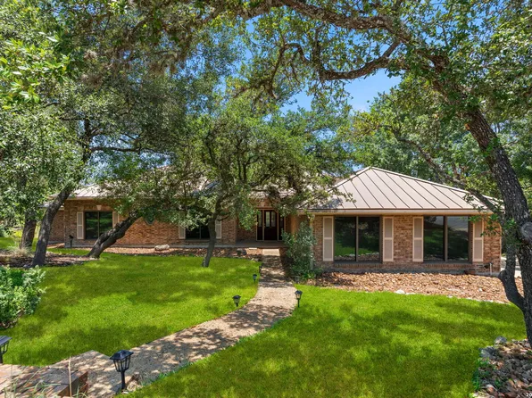 7621 DIETZ ELKHORN RD, Boerne, TX 78015