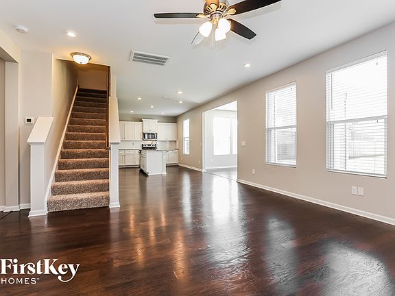 2nd image of 2509 Miranda Dr