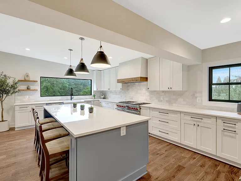 10904 Belgravia Ct — Photo 7