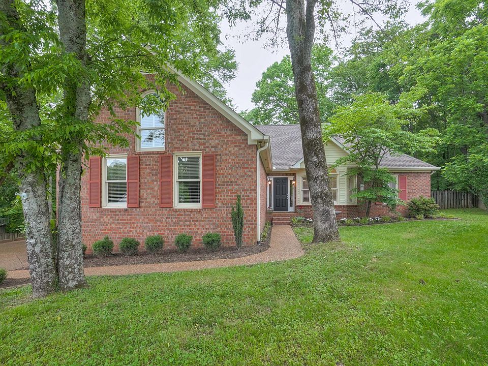 1st image of 312 Chippewa Cir