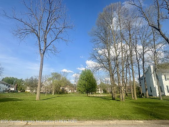 4th image of 3840 Crooked Creek Dr