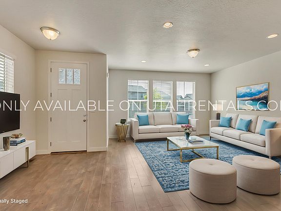 4th image of 2353 N Holbrook Way