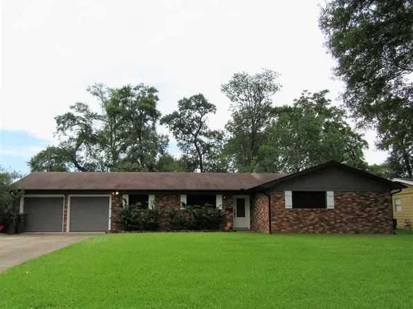 6320 Tulip Dr, Beaumont, TX 77706