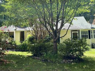 555 Barron Dr, Clarkesville, GA 30523