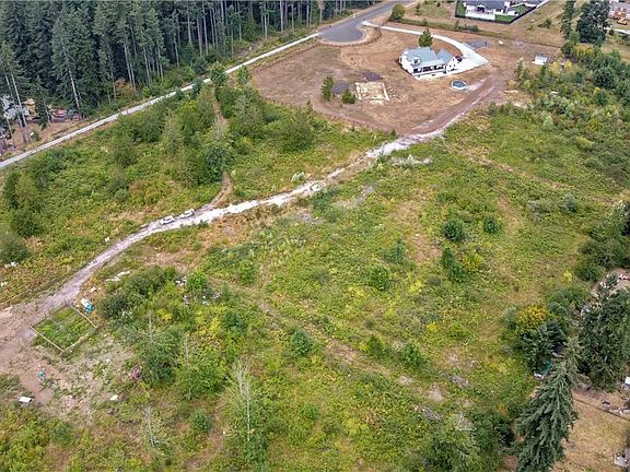 Again overhead view with parcel between the two homes already built