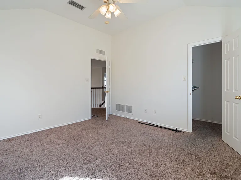 8513 Stetson Dr — Photo 25