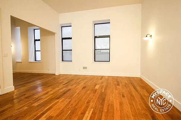 Rented by MySpaceNYC | media 1