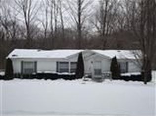 18693 S Lakeside Rd, New Buffalo, MI 49117