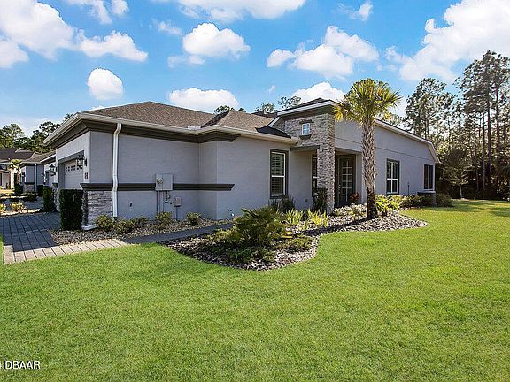 2nd image of 833 Pinewood Dr