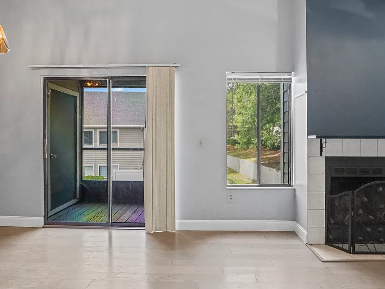 537 Sun Ridge Pl #201 — Photo 10