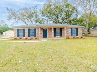 6740 Sandra Dr, Theodore, AL 36582