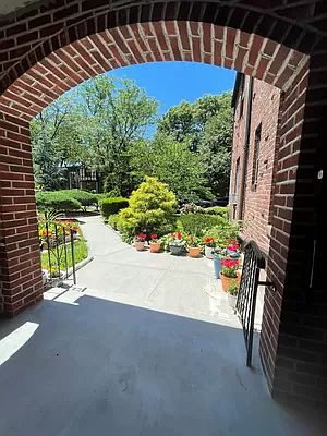 3rd image of 21-31 78th St #1