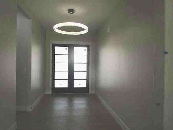 2nd image of 5186 Enclave Ct