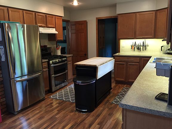 4th image of 1356 Camille Dr SE