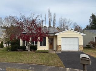 51 Sherwood Pl, Southampton, NJ 08088