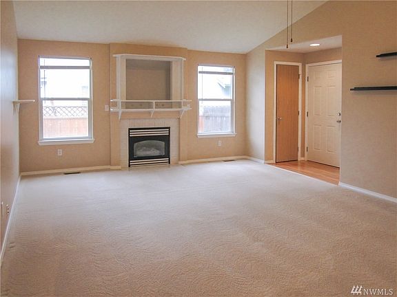 3rd image of 1737 Pottery Ave