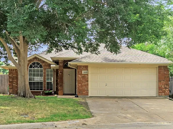 3800 Cannonwood Dr, Fort Worth, TX 76137
