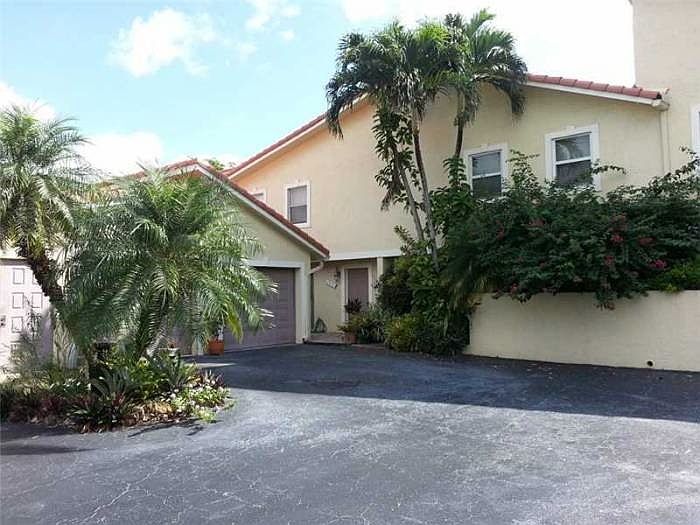 1st image of 4317 Coral Springs Dr #2E