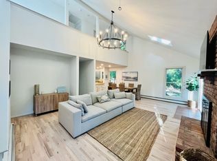 30 Hildreth Pl, East Hampton, NY 11937